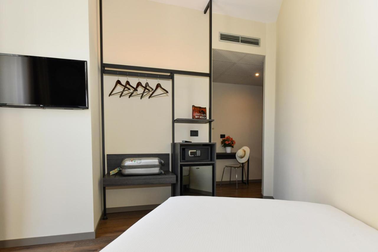 Superior Single Room