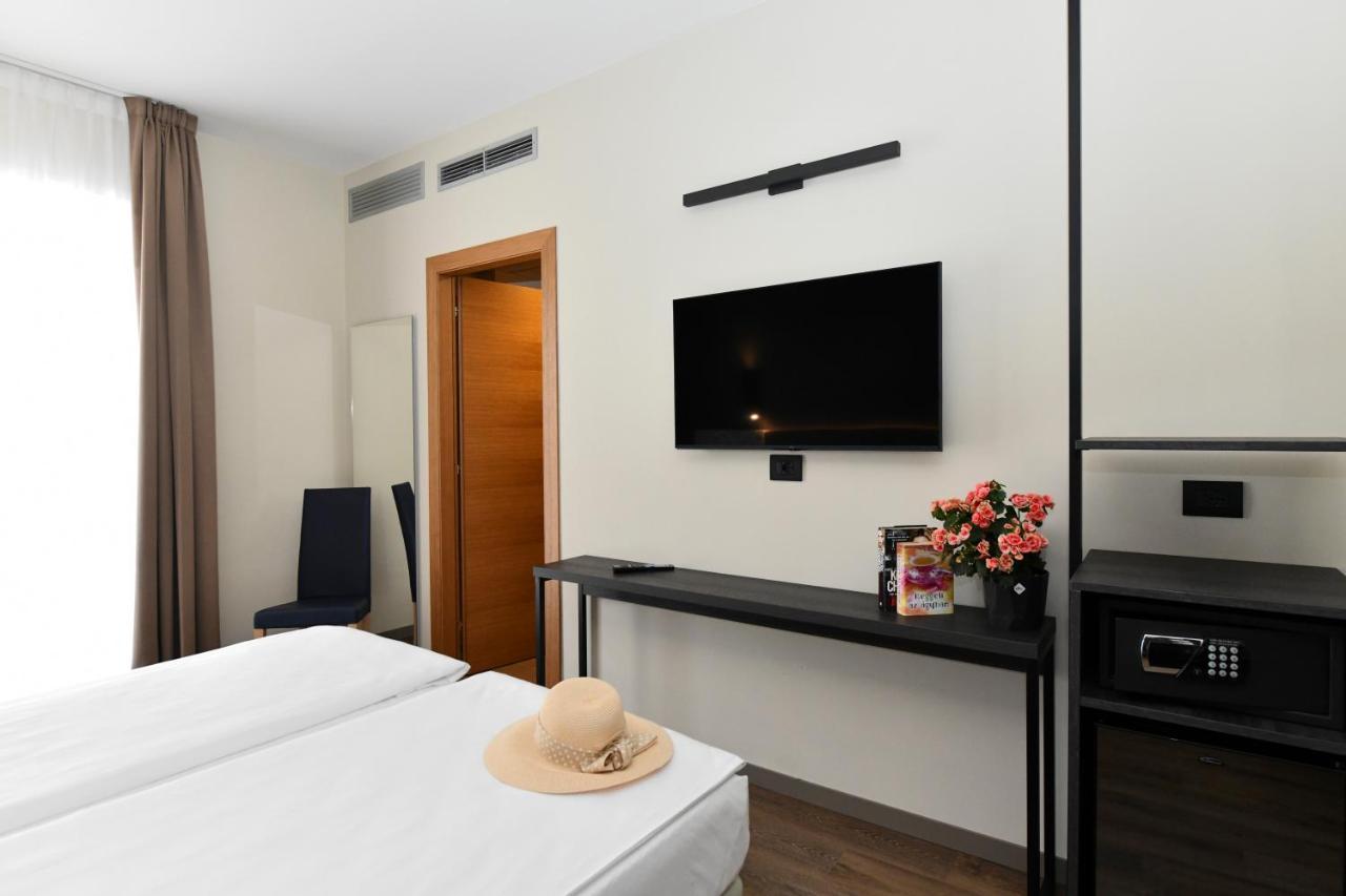 Superior Double or Twin Room Balcony