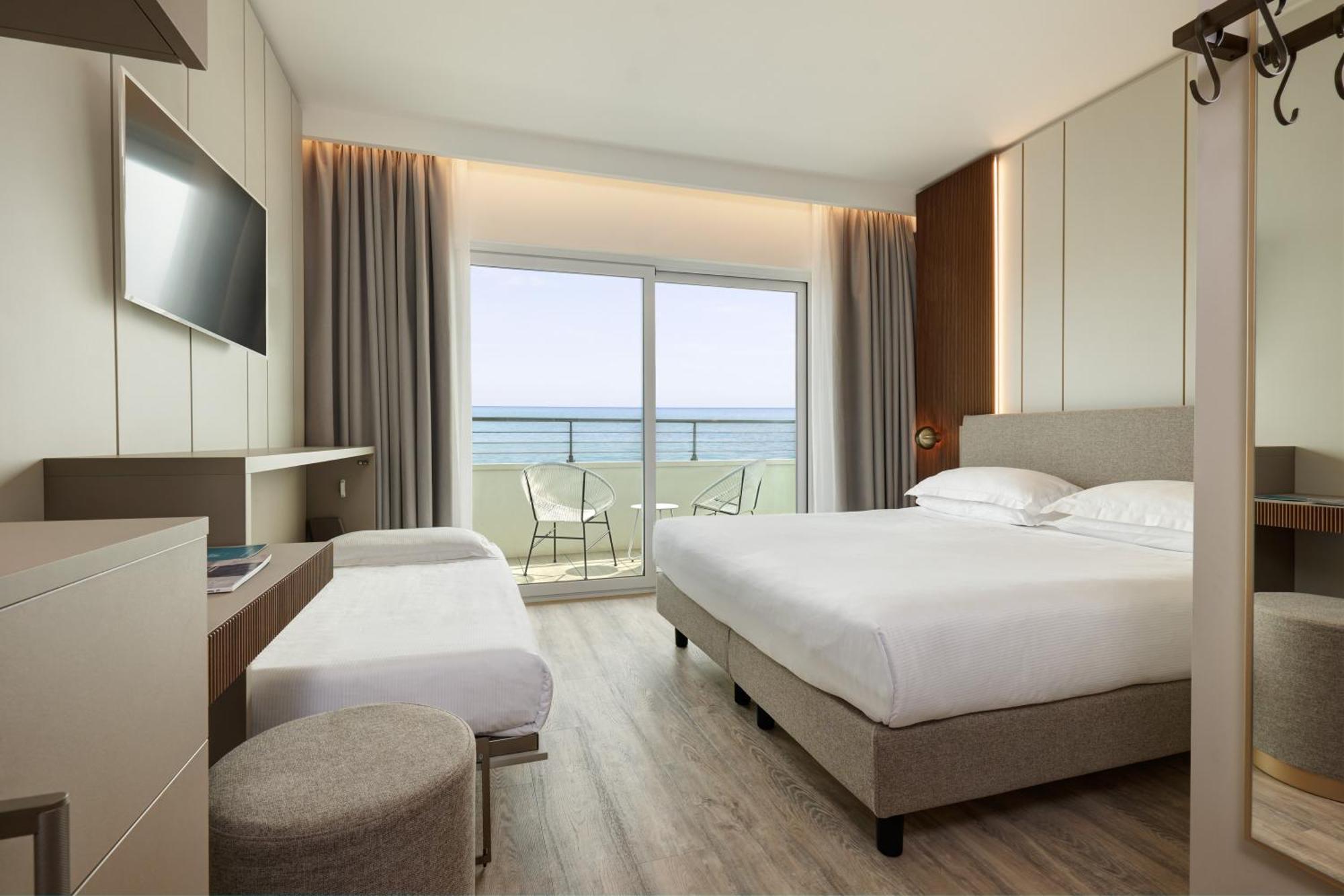 Double Room Extra Bed Sea View