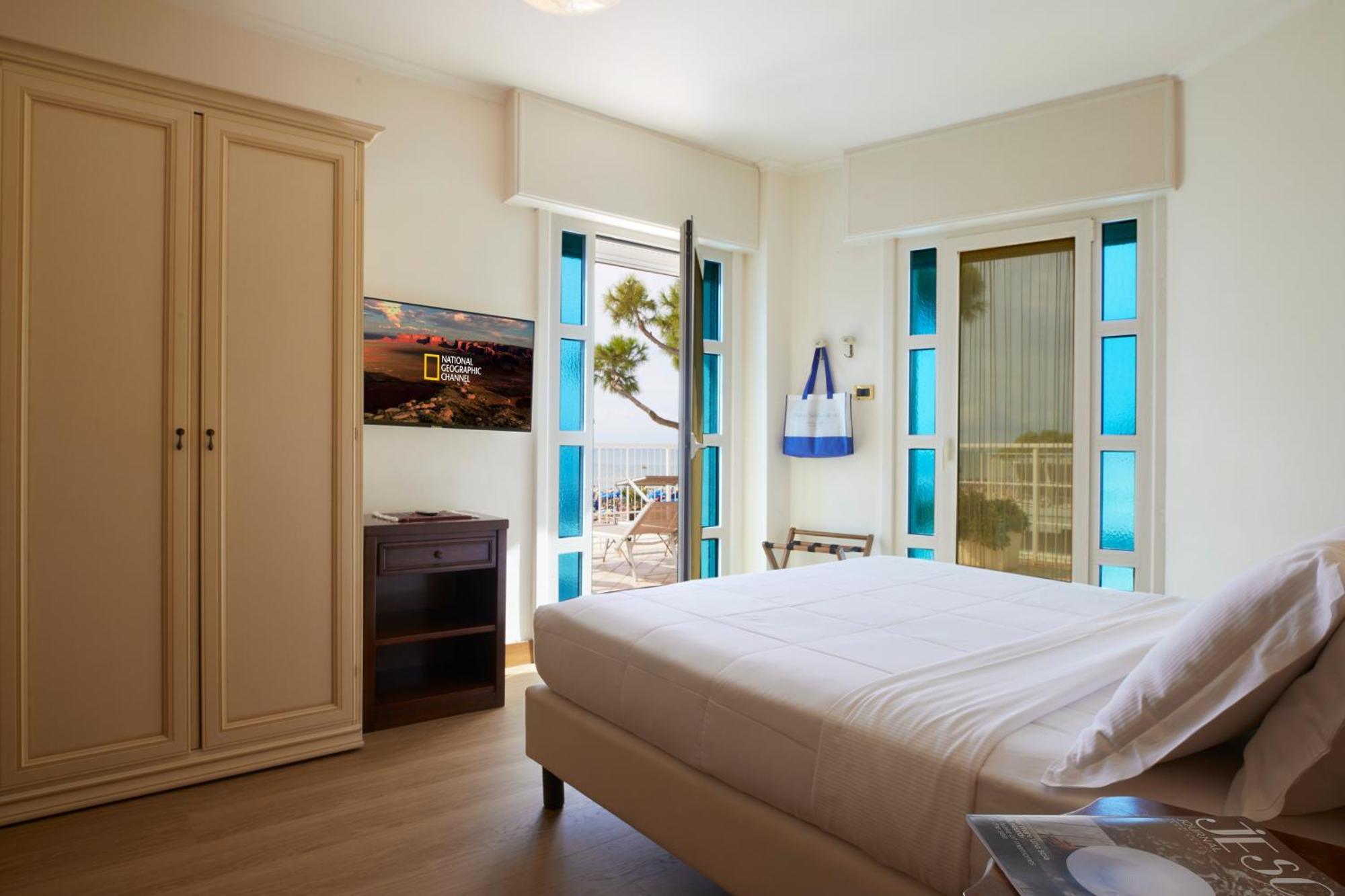 Double Room Balcony Sea View