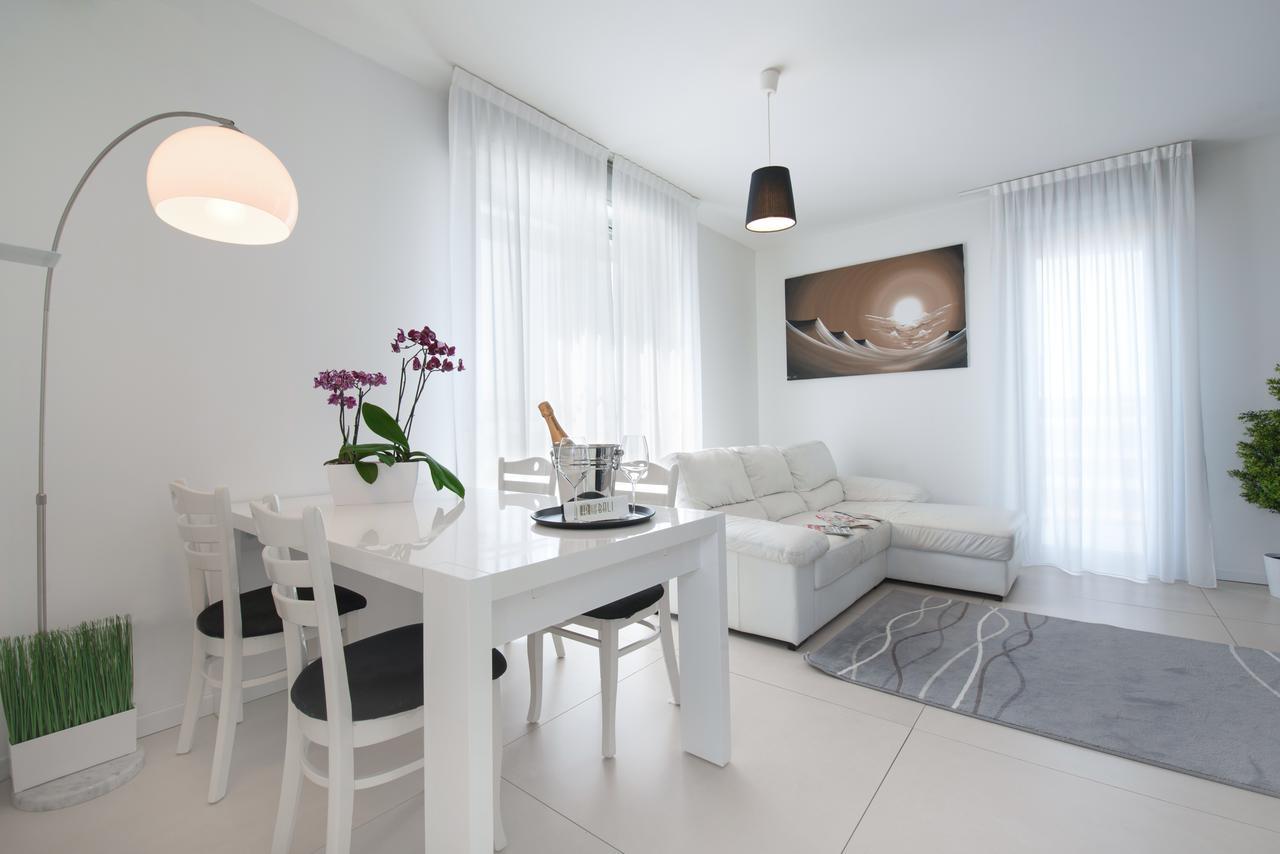 Two-Bedroom Suite Sea View