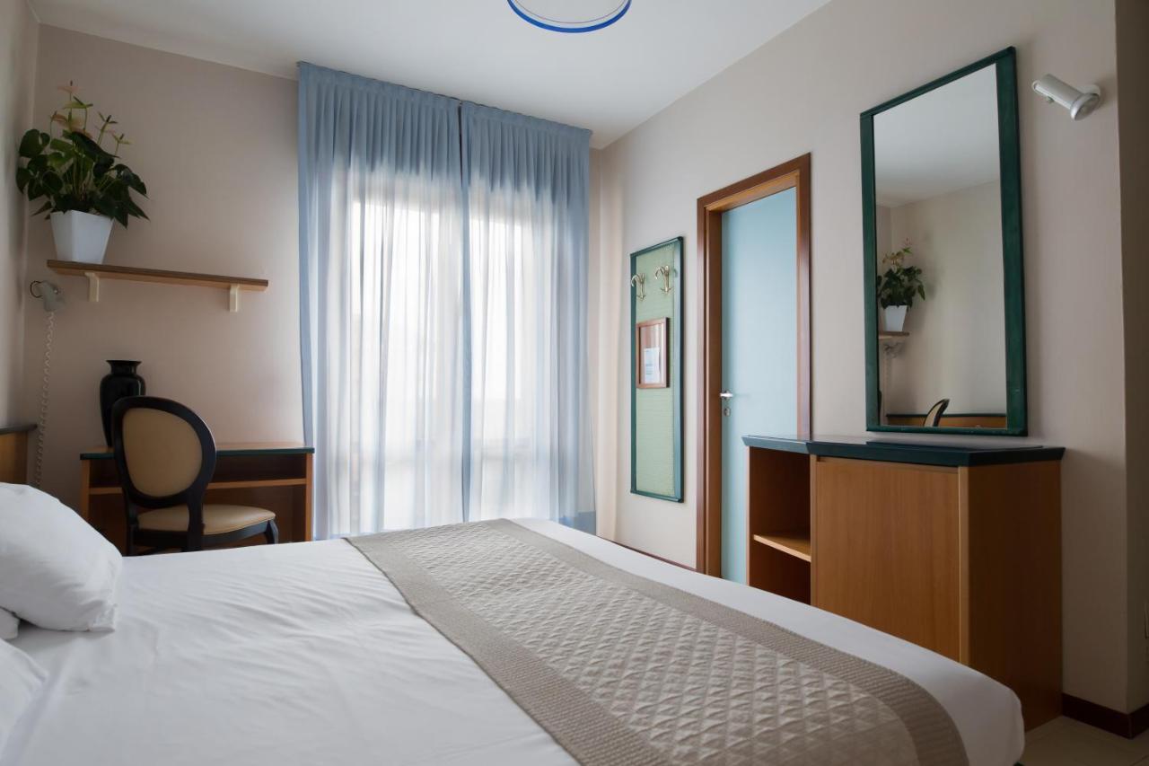 Double Room Side Sea View