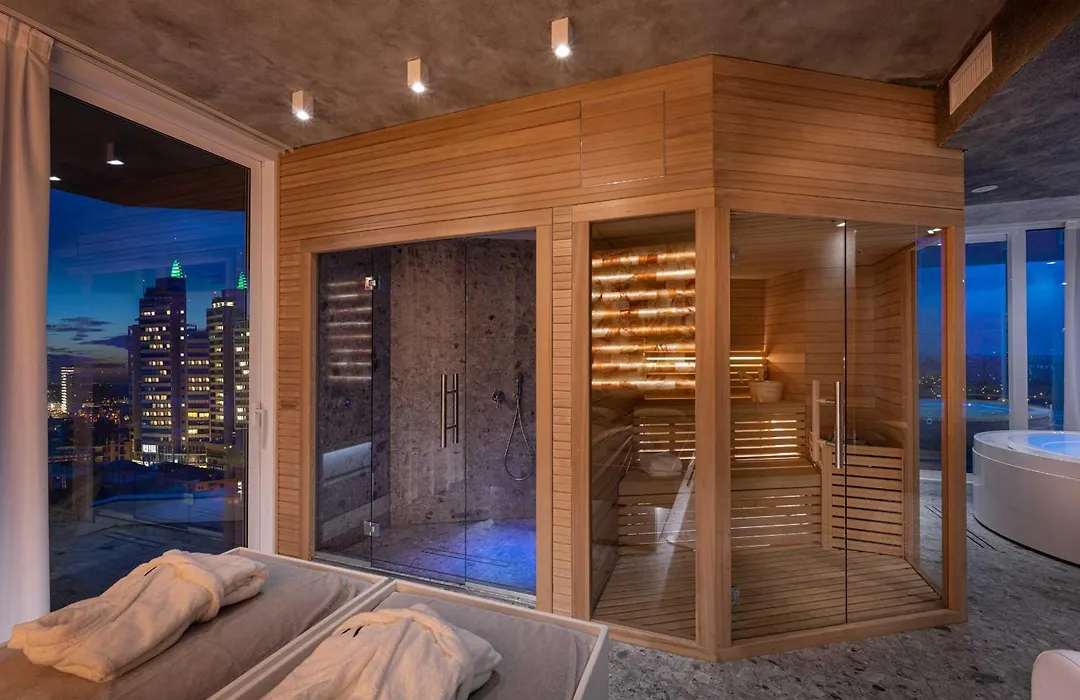 J44 Lifestyle Hotel-1