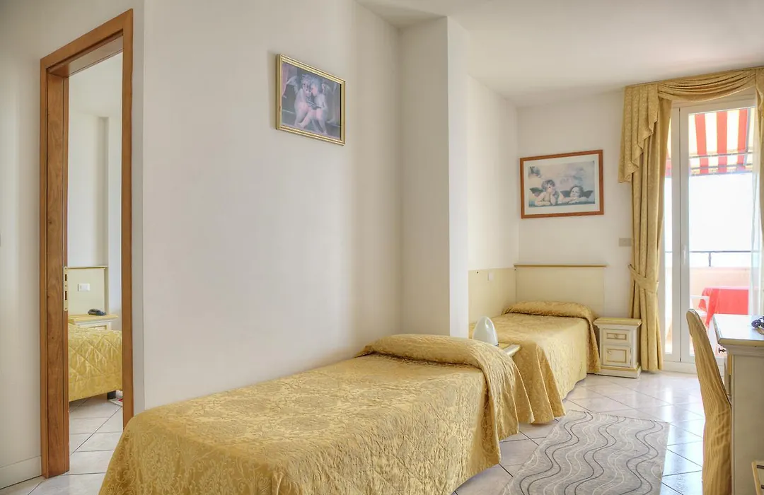 Hotel Elpiro-1