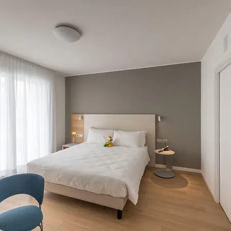 Hesperia Hotel & Residence-2